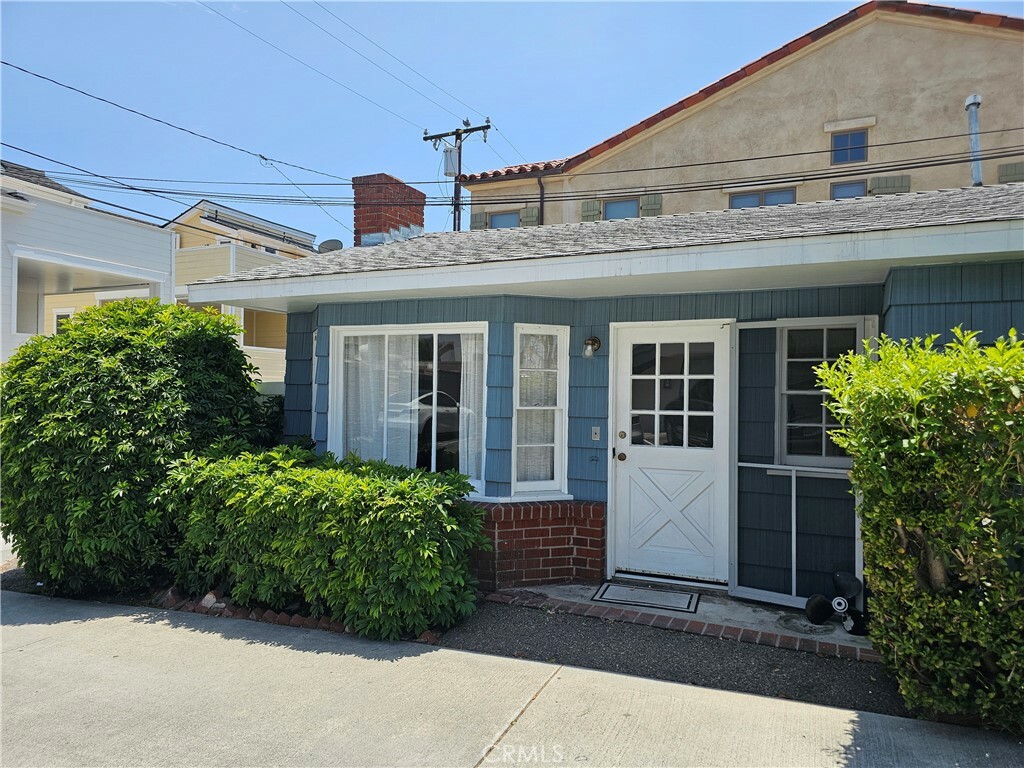 Property Photo: 432 .5 Heliotrope Avenue .5 CA 92625