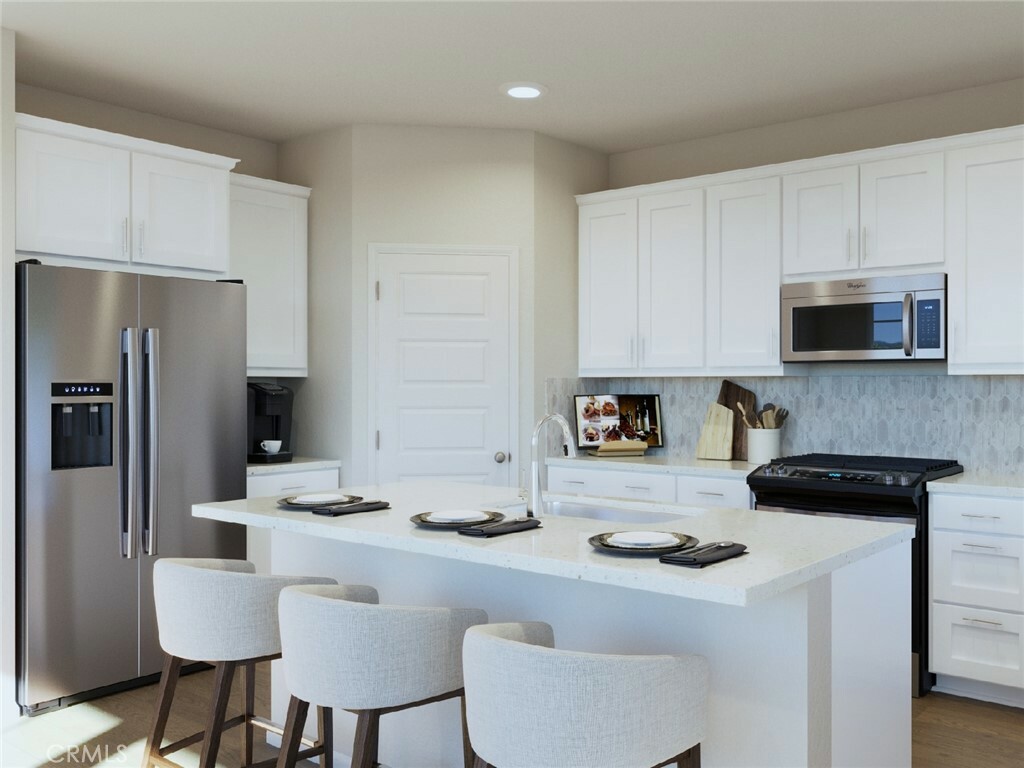 Property Photo: 28066 Oakdale Drive CA 92591