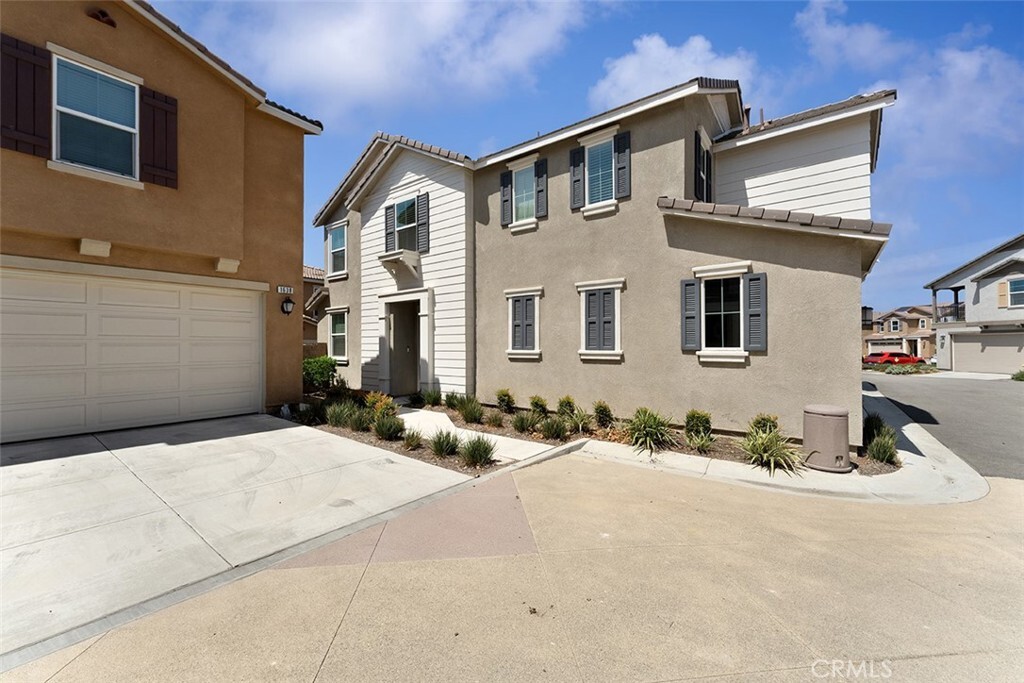 Property Photo: 1640 Purple Heart Place CA 91784