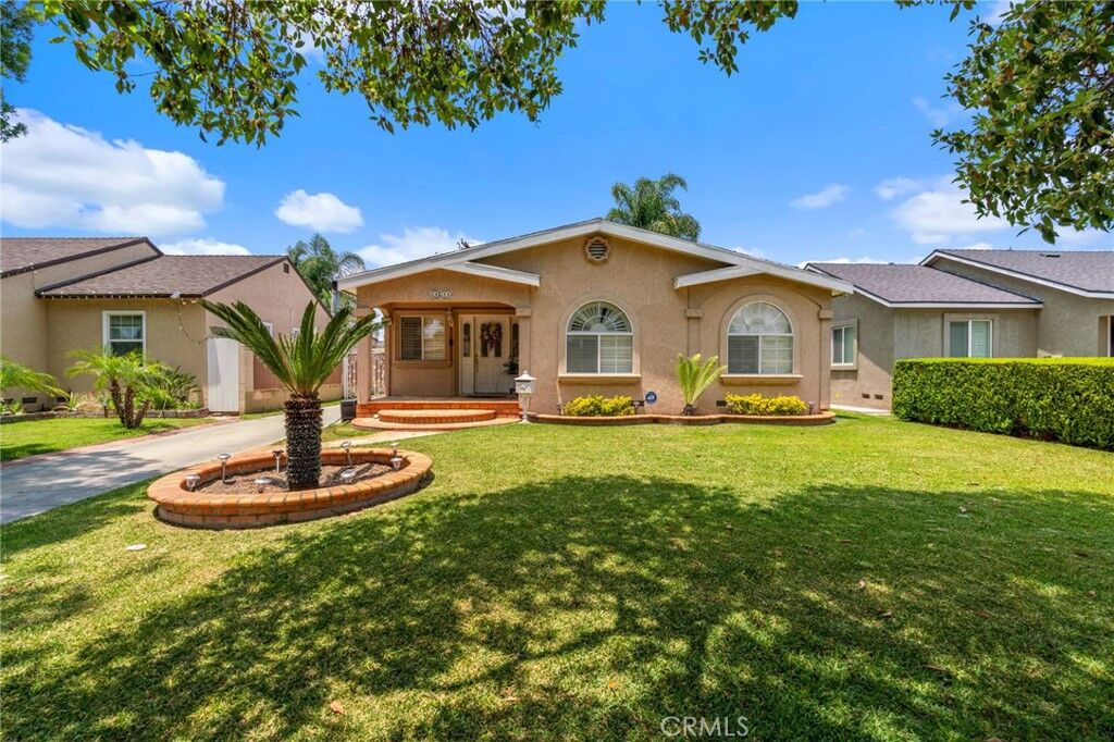 Property Photo: 11611 Gurley Avenue CA 90241