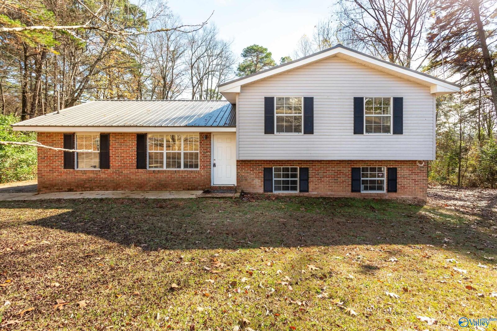 Property Photo: 2012 Ray Avenue AL 35904