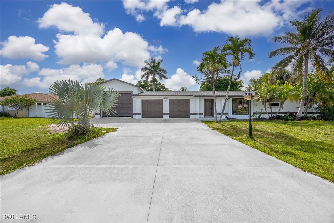 Property Photo:  4656 Capri Drive  FL 34103