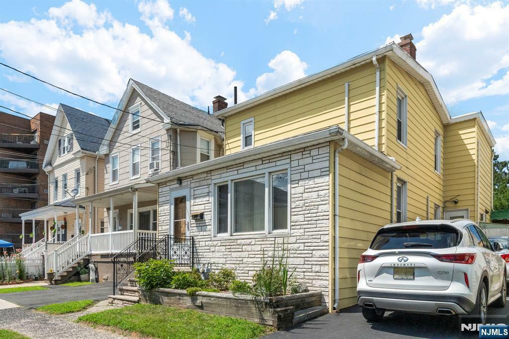 Property Photo: 88 Sussex Street NJ 07601