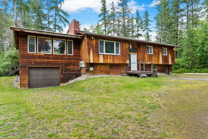 Property Photo:  1255 & 1285 Tamarack Lane  MT 59912 