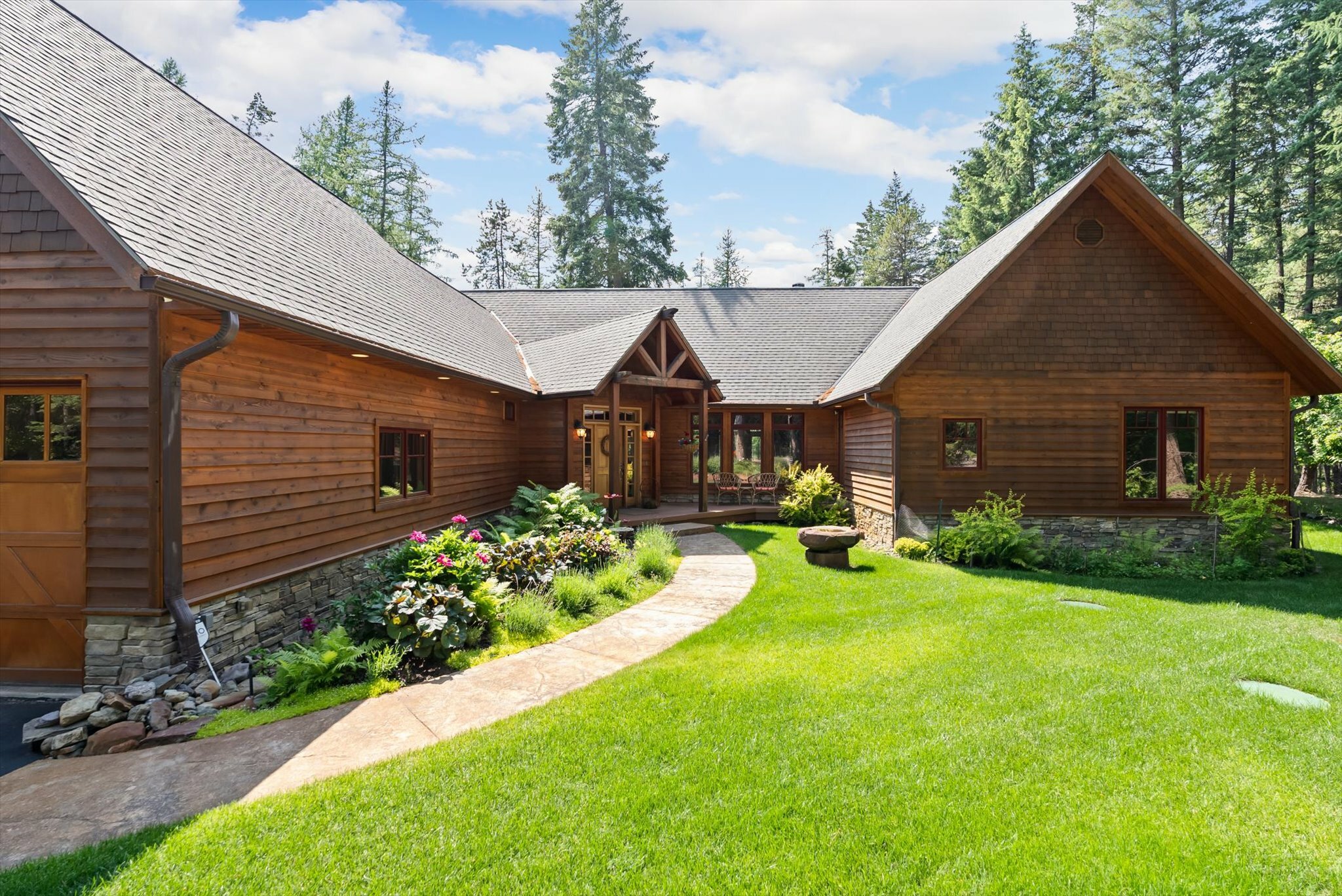 Property Photo:  2506 E Lakeshore Drive  MT 59937 