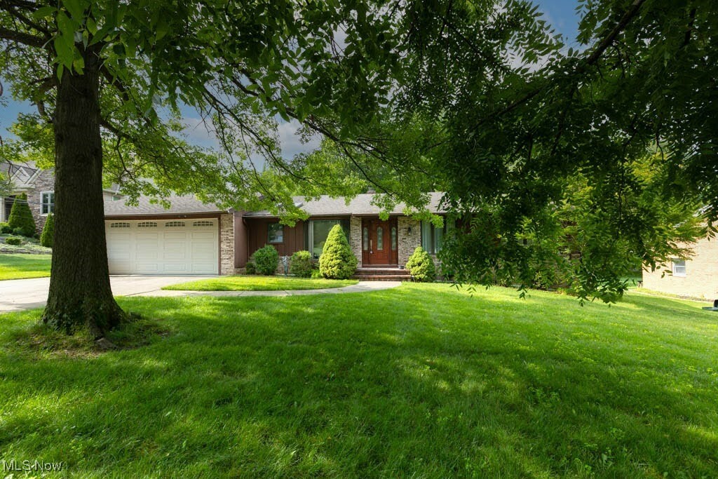 4745 Eastview Drive  Independence OH 44131 photo