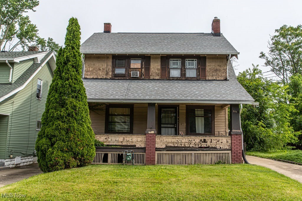 Property Photo: 510 W Evergreen Avenue OH 44511