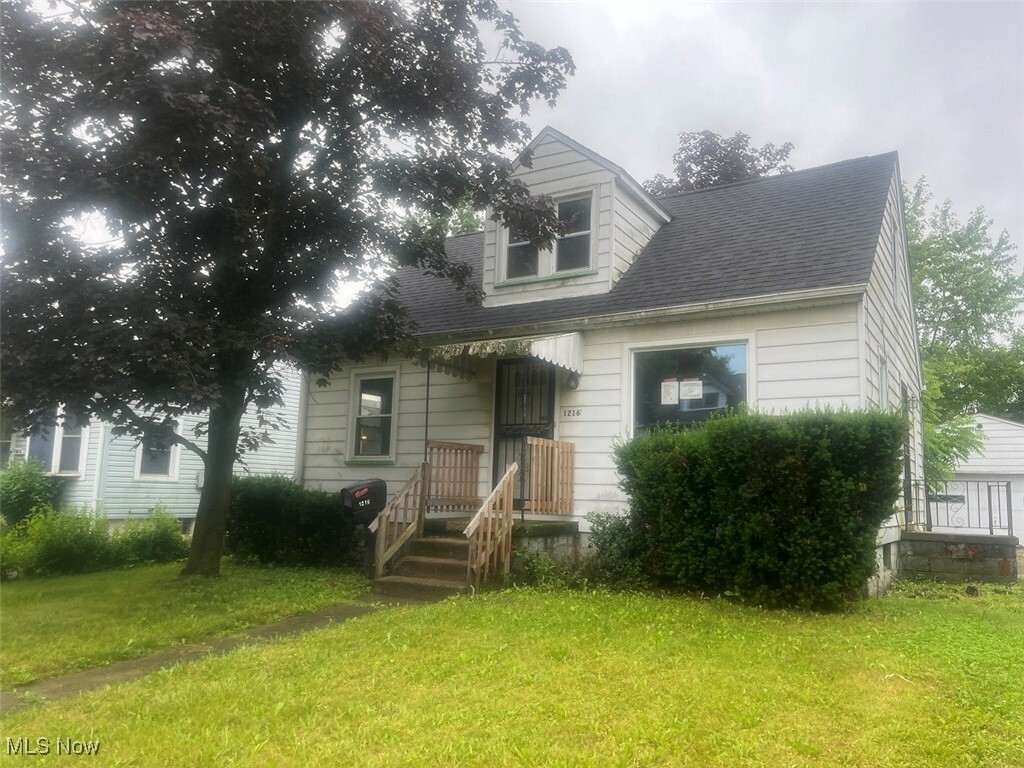 1216 Kenmore Avenue SE  Warren OH 44484 photo