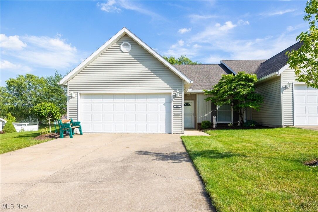 Property Photo:  903 King Ridge Drive  OH 44805 
