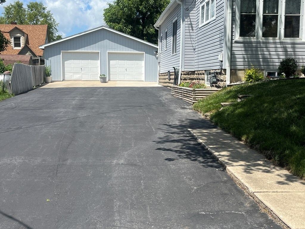 Property Photo: 337 Calhoun Street MO 64601