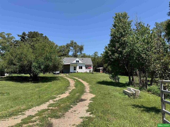 Property Photo:  2122 County Road 27  NE 68050 