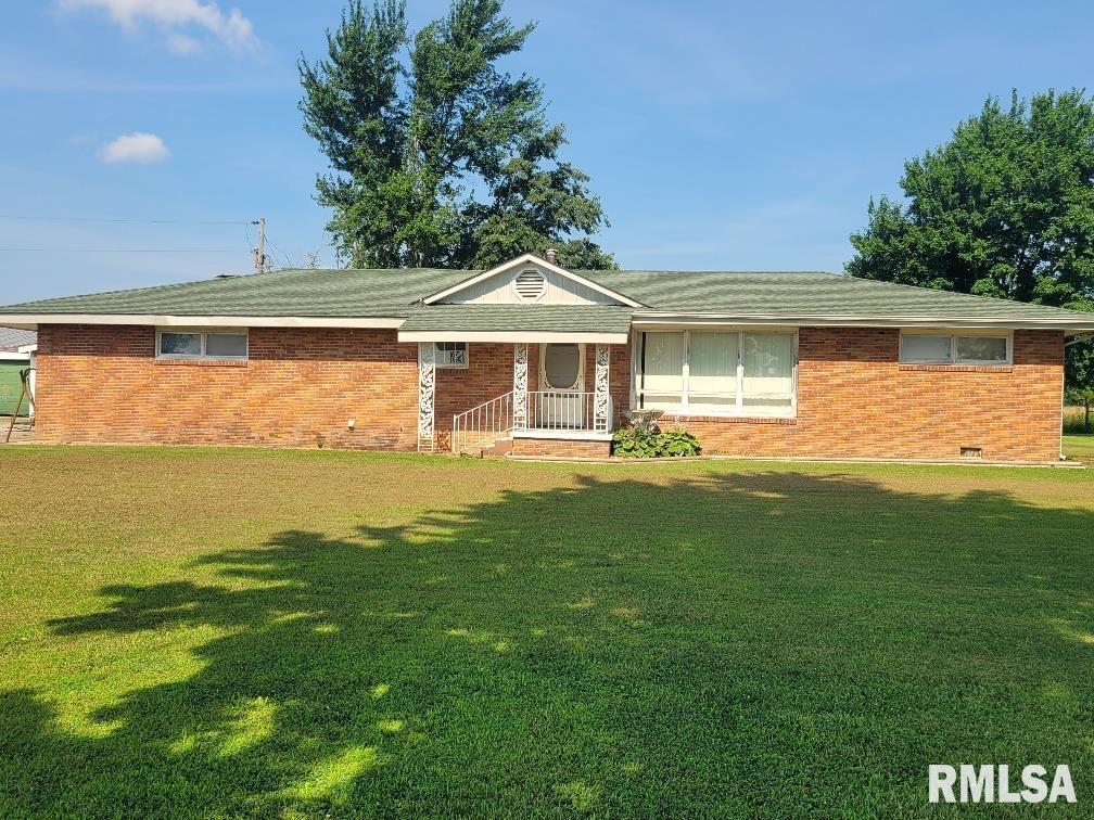 Property Photo: 6647 County Road 950 Road IL 62859