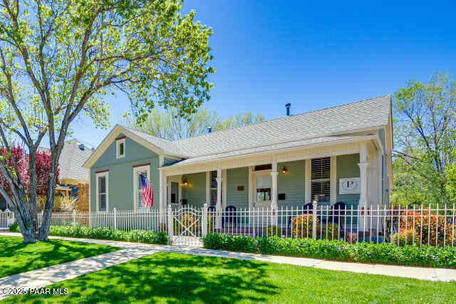 Property Photo: 136 N Pleasant Street AZ 86301