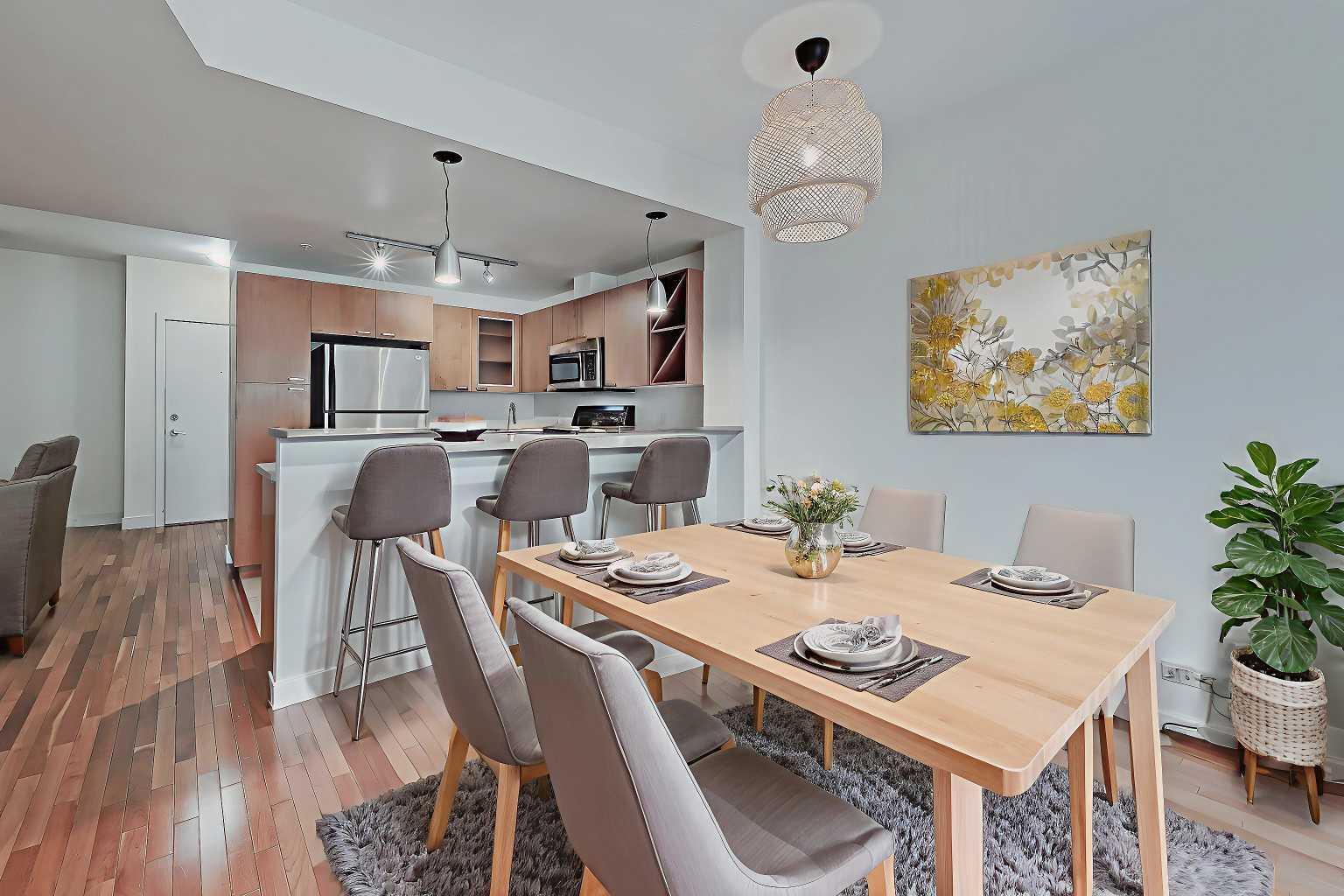 Property Photo: 315 24 Avenue SW 306 AB T2S 3E7