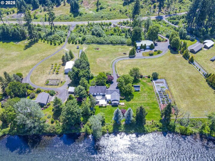 Property Photo: 45871 Goodpasture Rd OR 97488