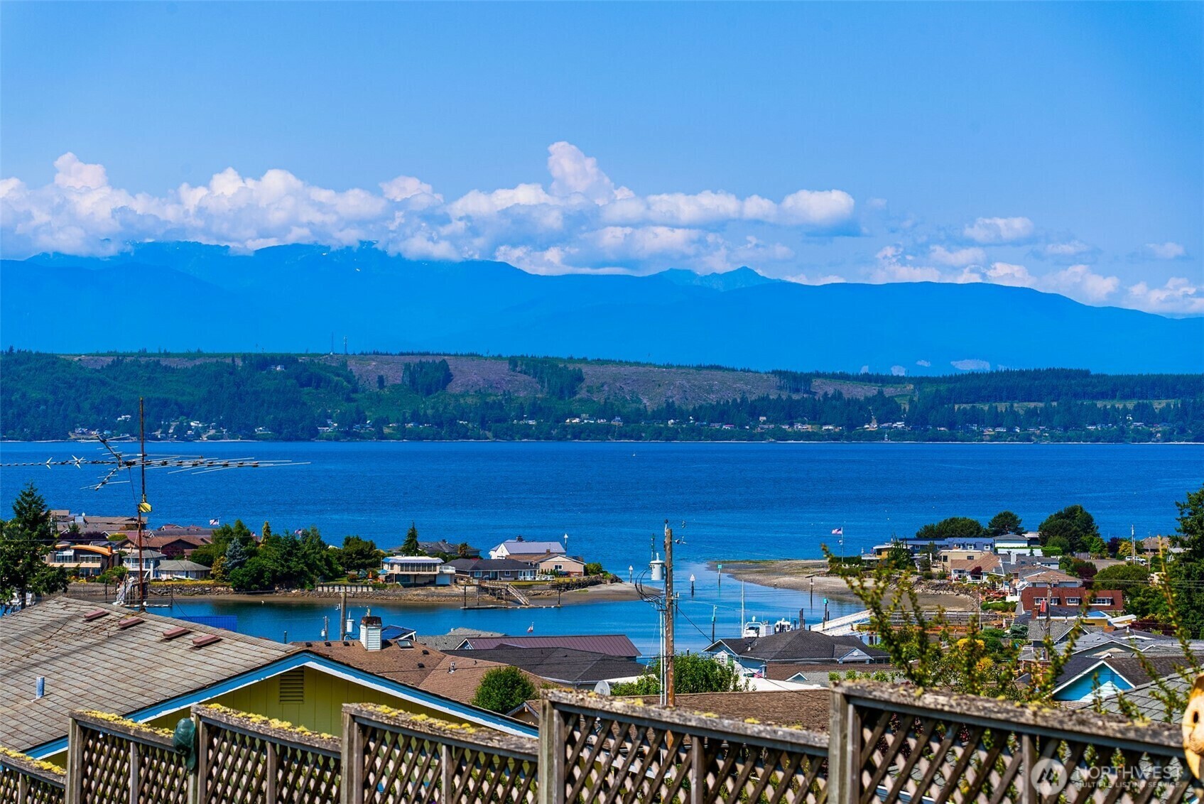 Property Photo: 38012 NE Maple Place WA 98340