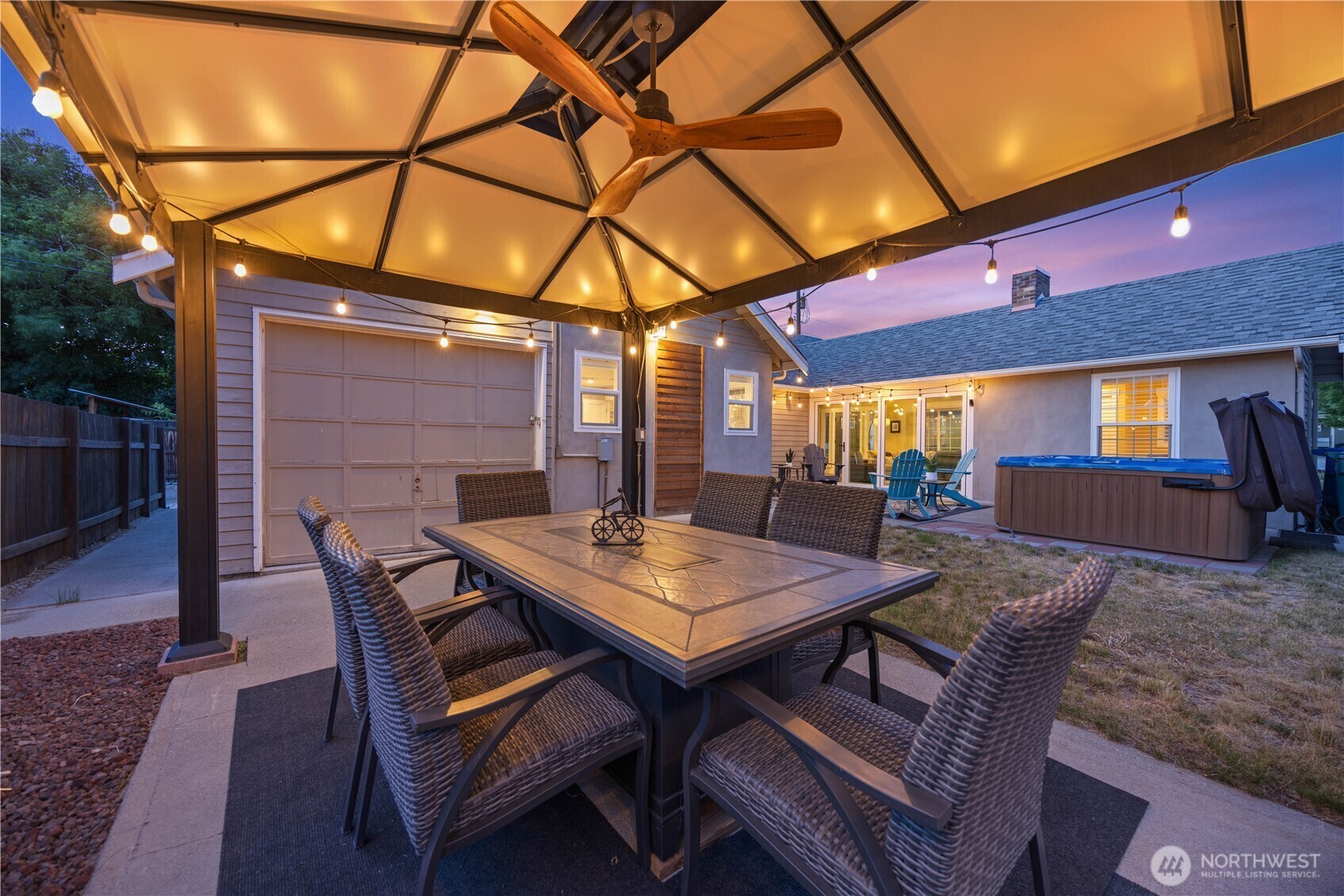 Property Photo:  214 S Bradley Street  WA 98816 