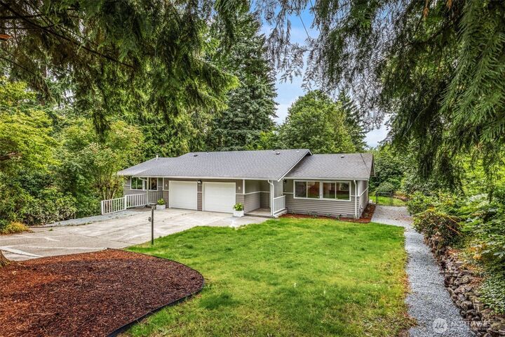 Property Photo: 9921 64th Avenue Ct E WA 98373