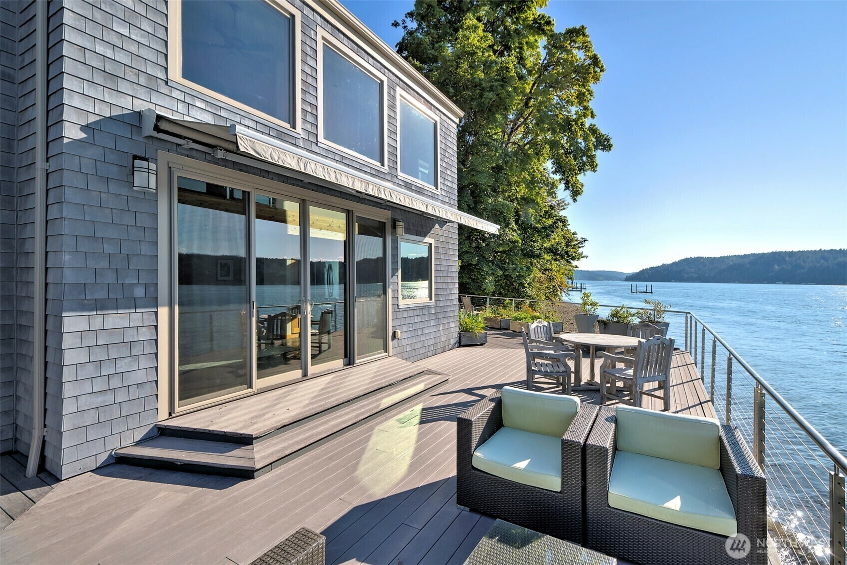 Property Photo: 11261 E State Route 106 WA 98592