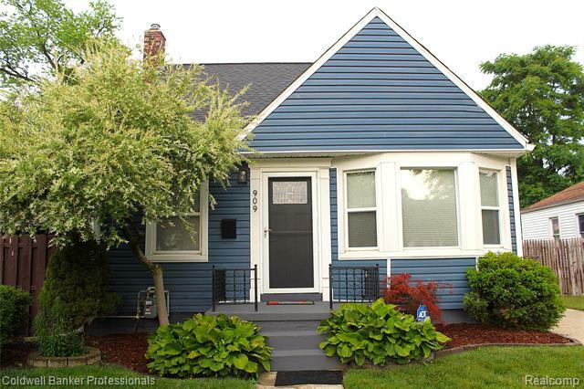 909 Hoffman Avenue  Royal Oak MI 48067 photo
