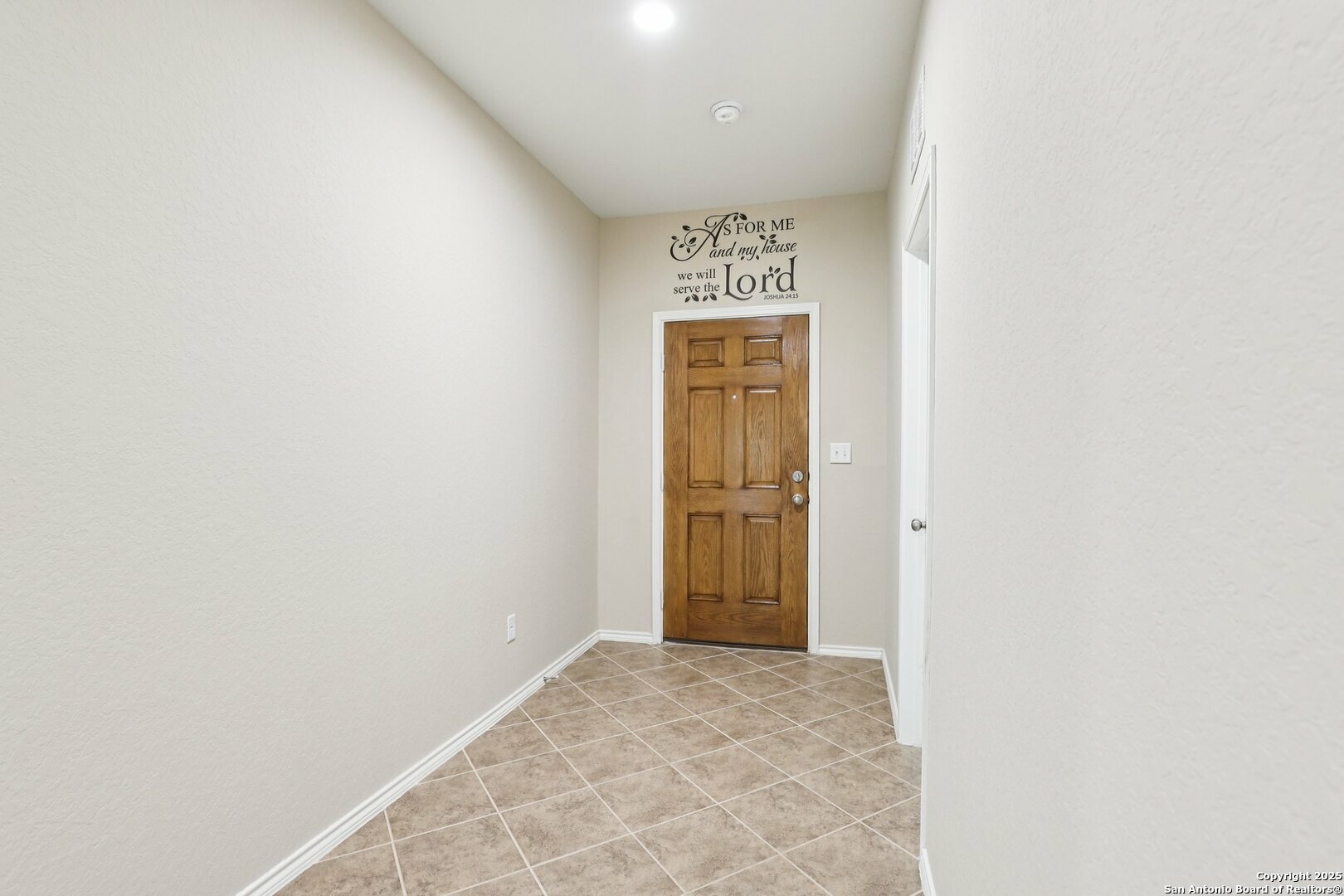 Property Photo: 8715 Buggy Ln TX 78109
