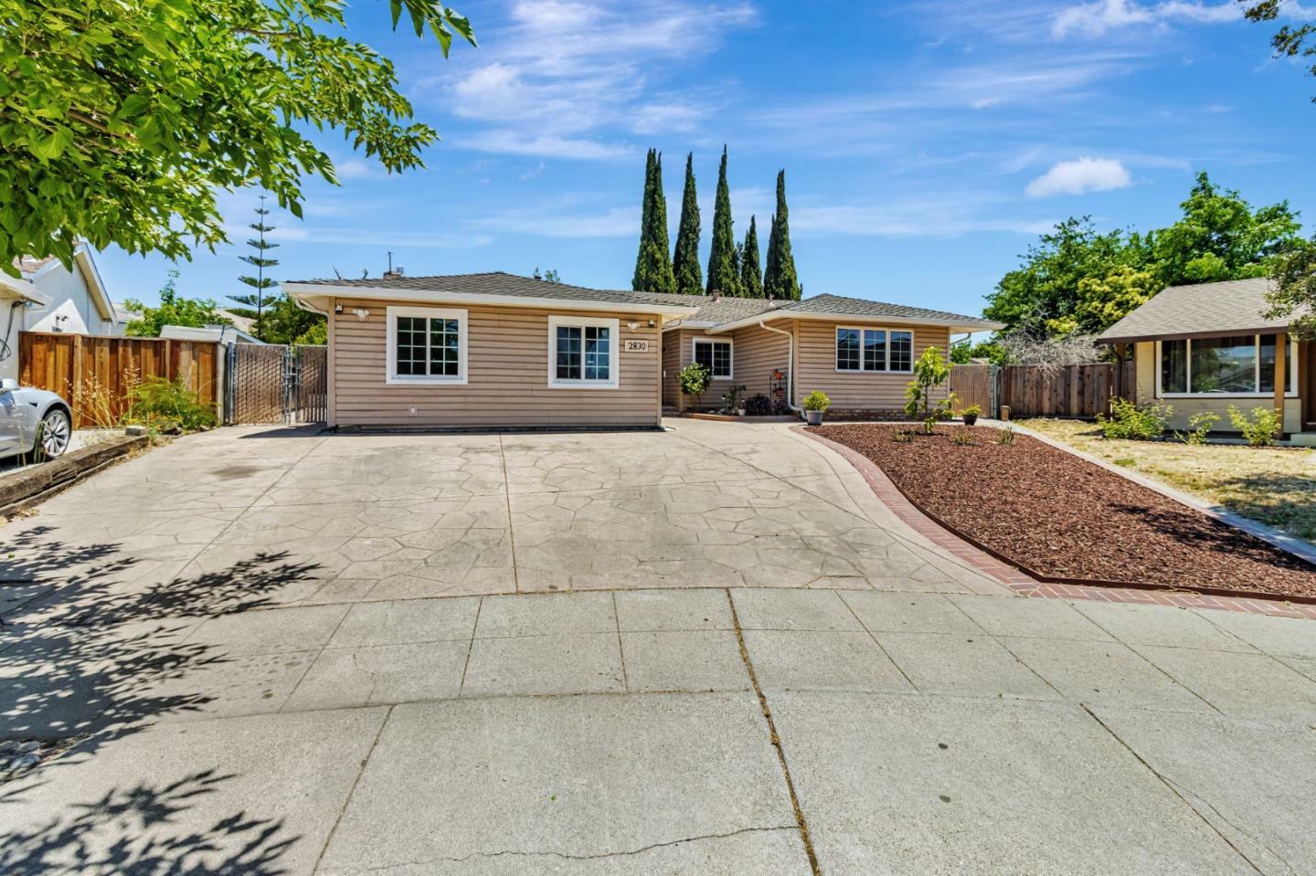 Property Photo: 2830 Gavilan Court CA 95148