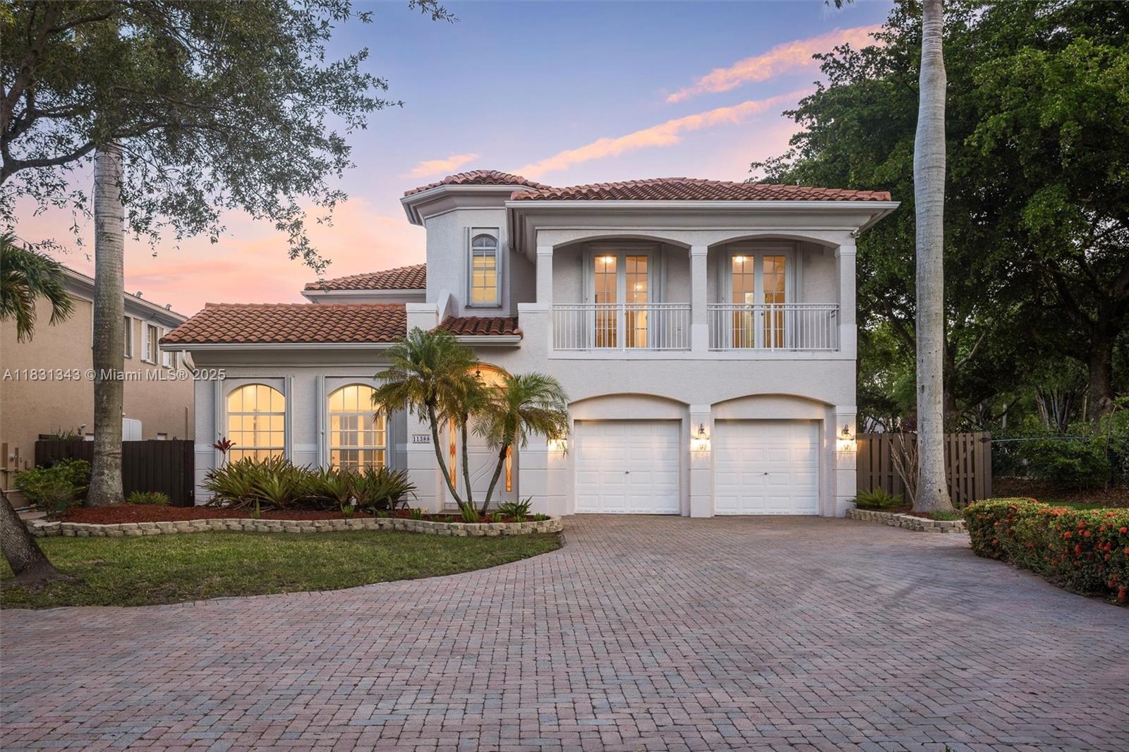 11388 NW 68th St  Doral FL 33178 photo
