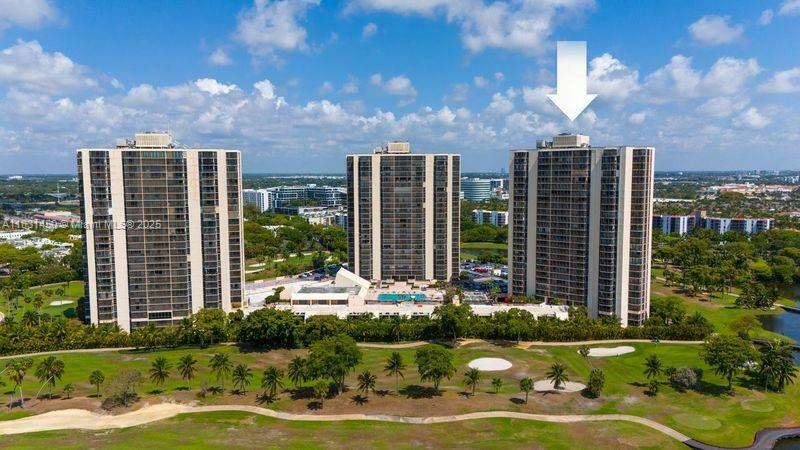 20379 W Country Club Dr 2636  Aventura FL 33180 photo