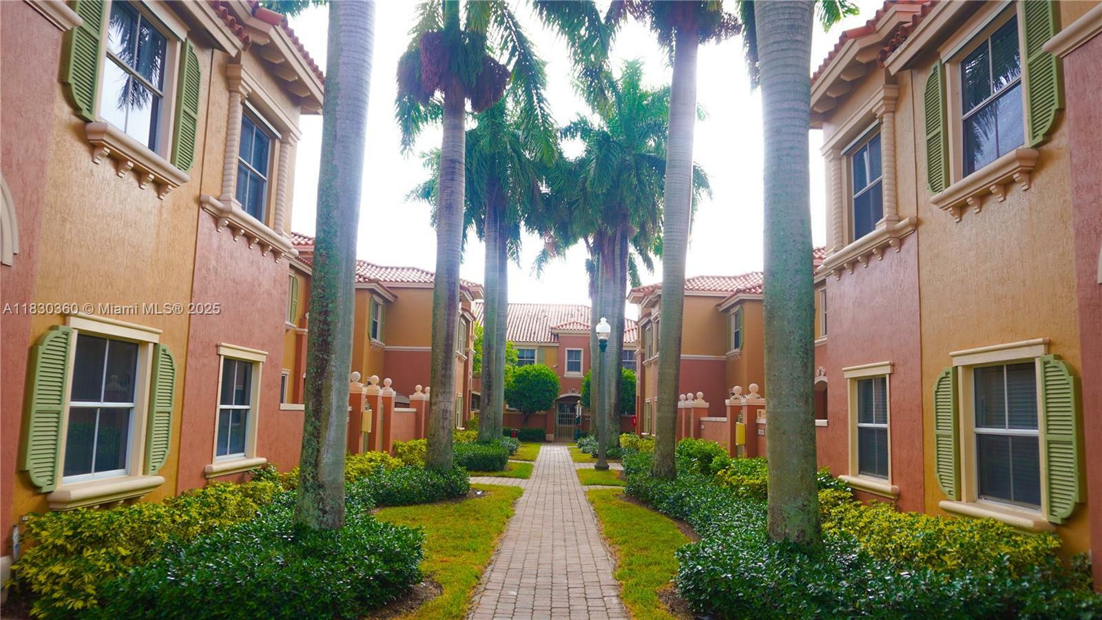 10653 SW 8th St 2407  Pembroke Pines FL 33025 photo