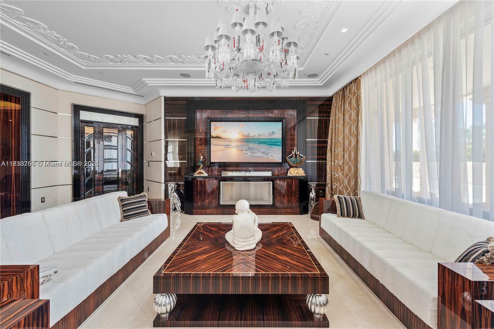Property Photo: 7112 Fisher Island Dr 7112 FL 33109