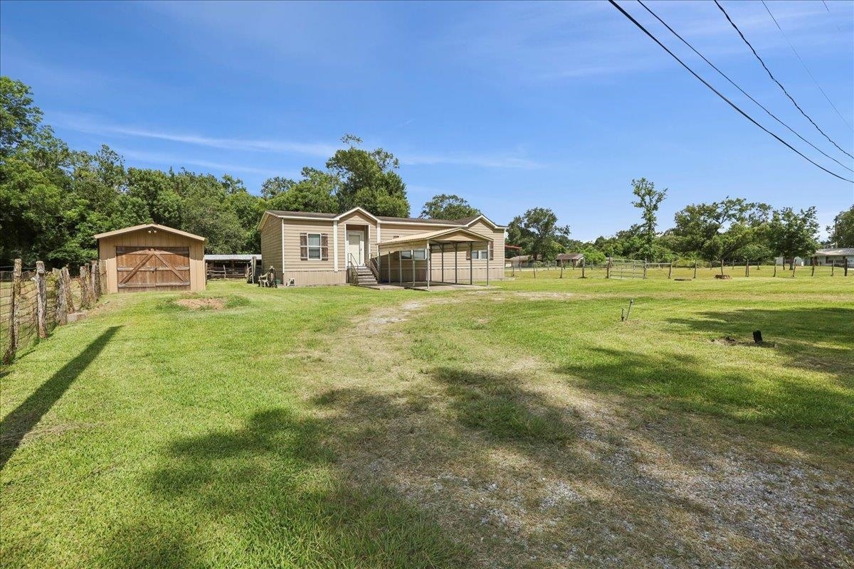 Property Photo:  2092 Bancroft  TX 77632 