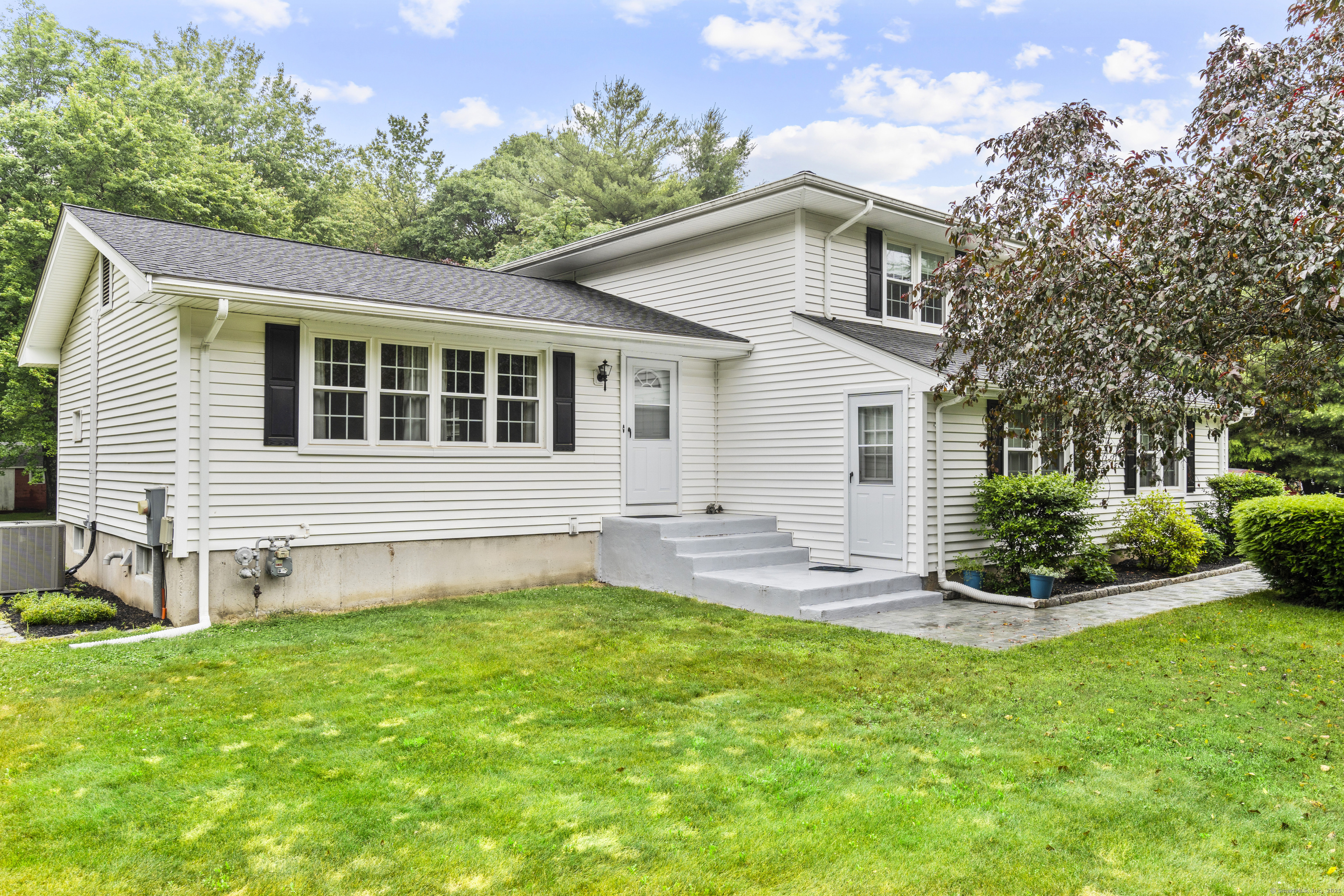 Property Photo: 355 West Avon Road CT 06001
