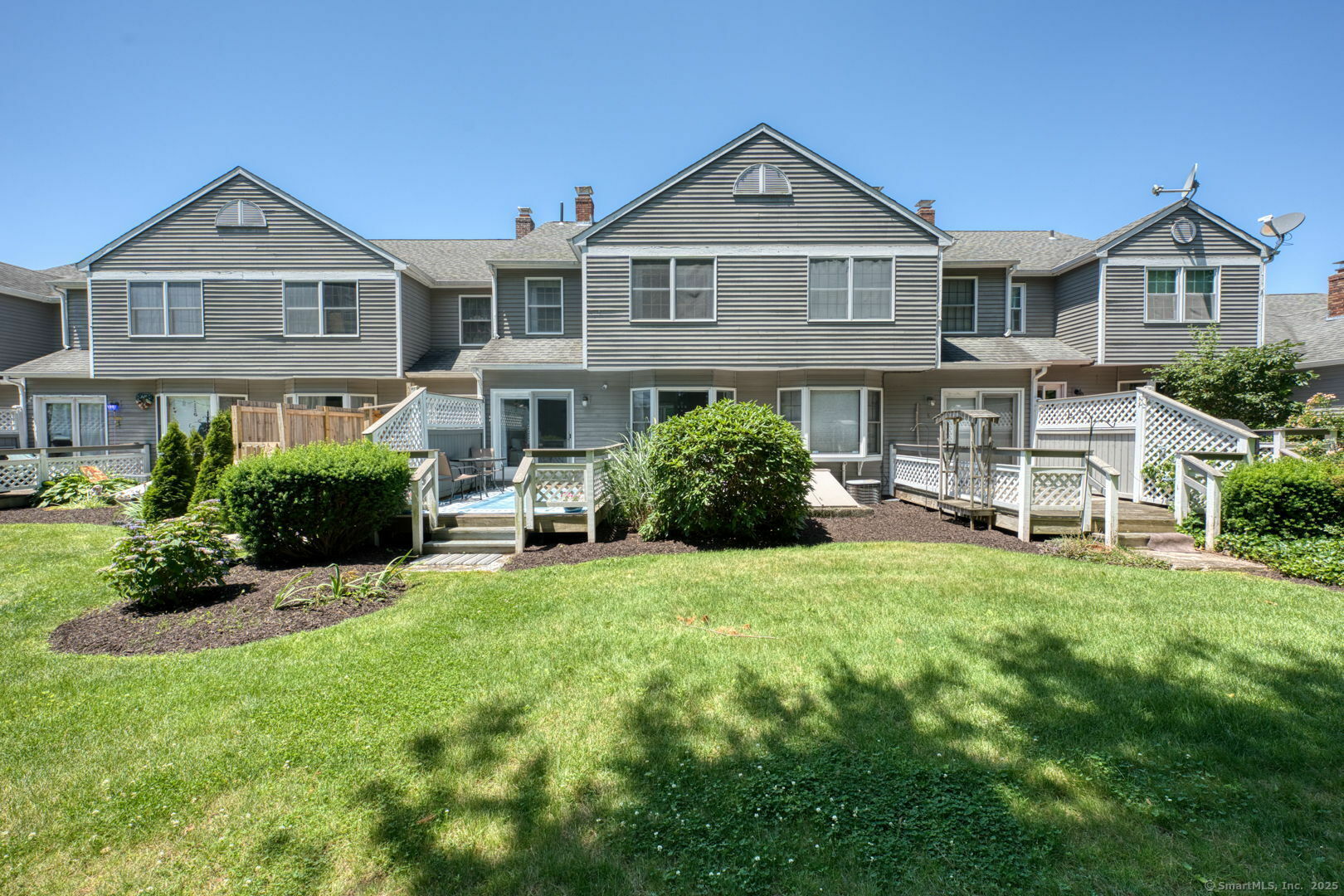 Property Photo: 1325 Farmington Avenue Apt 5 CT 06010