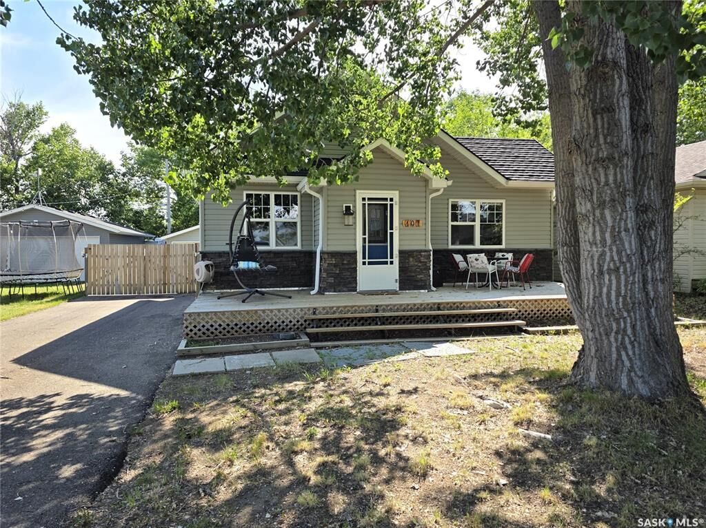 Property Photo: 107 Mistusinne Crescent SK S0H 1J0