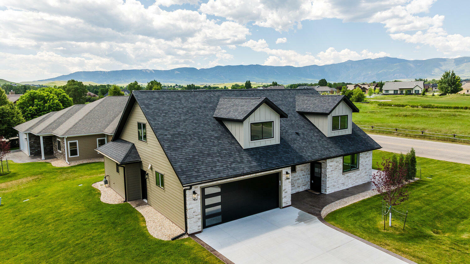 Property Photo:  3 Green Meadows Drive  WY 82801 