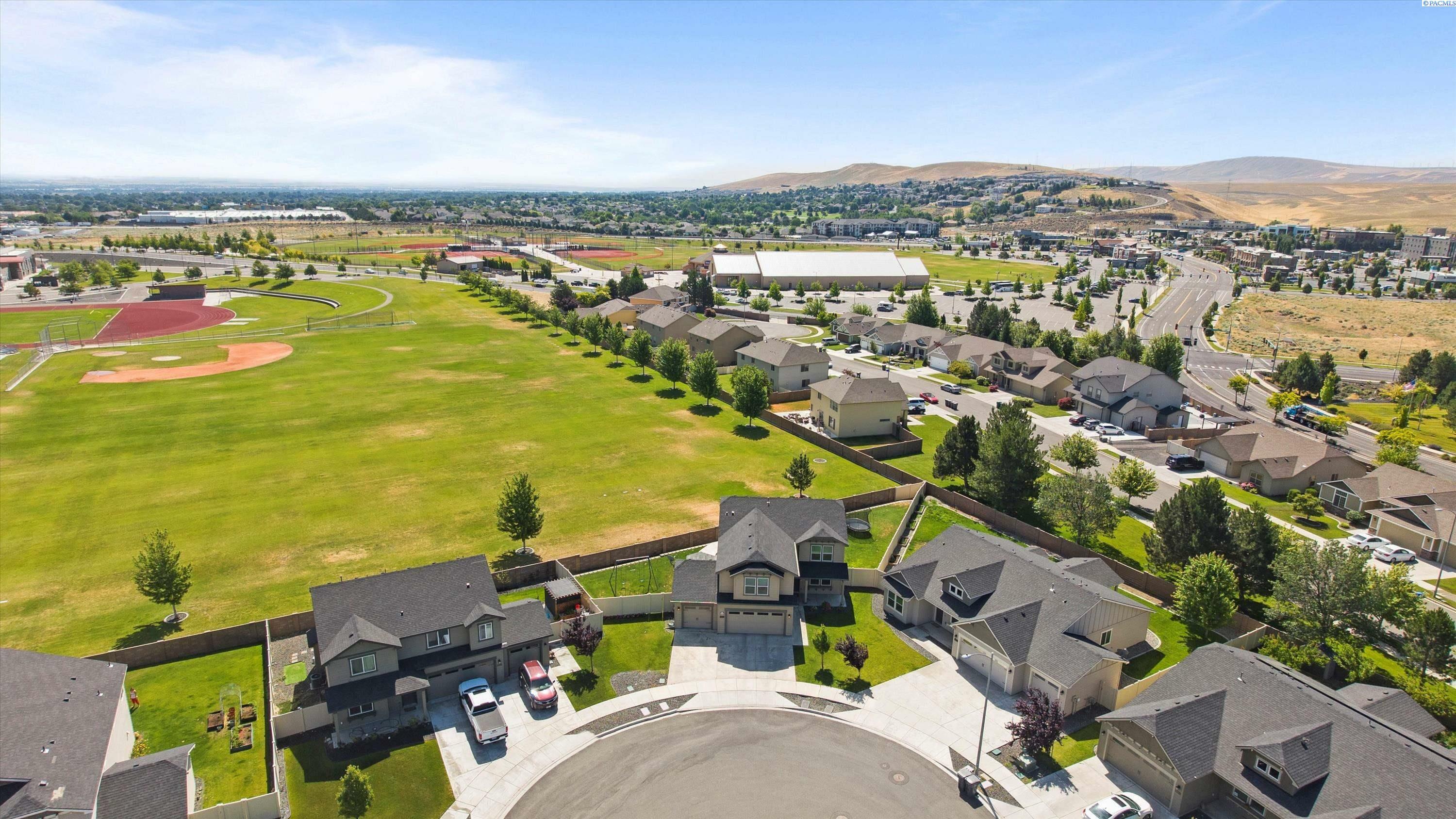 Property Photo: 3063 S Dawes WA 99338