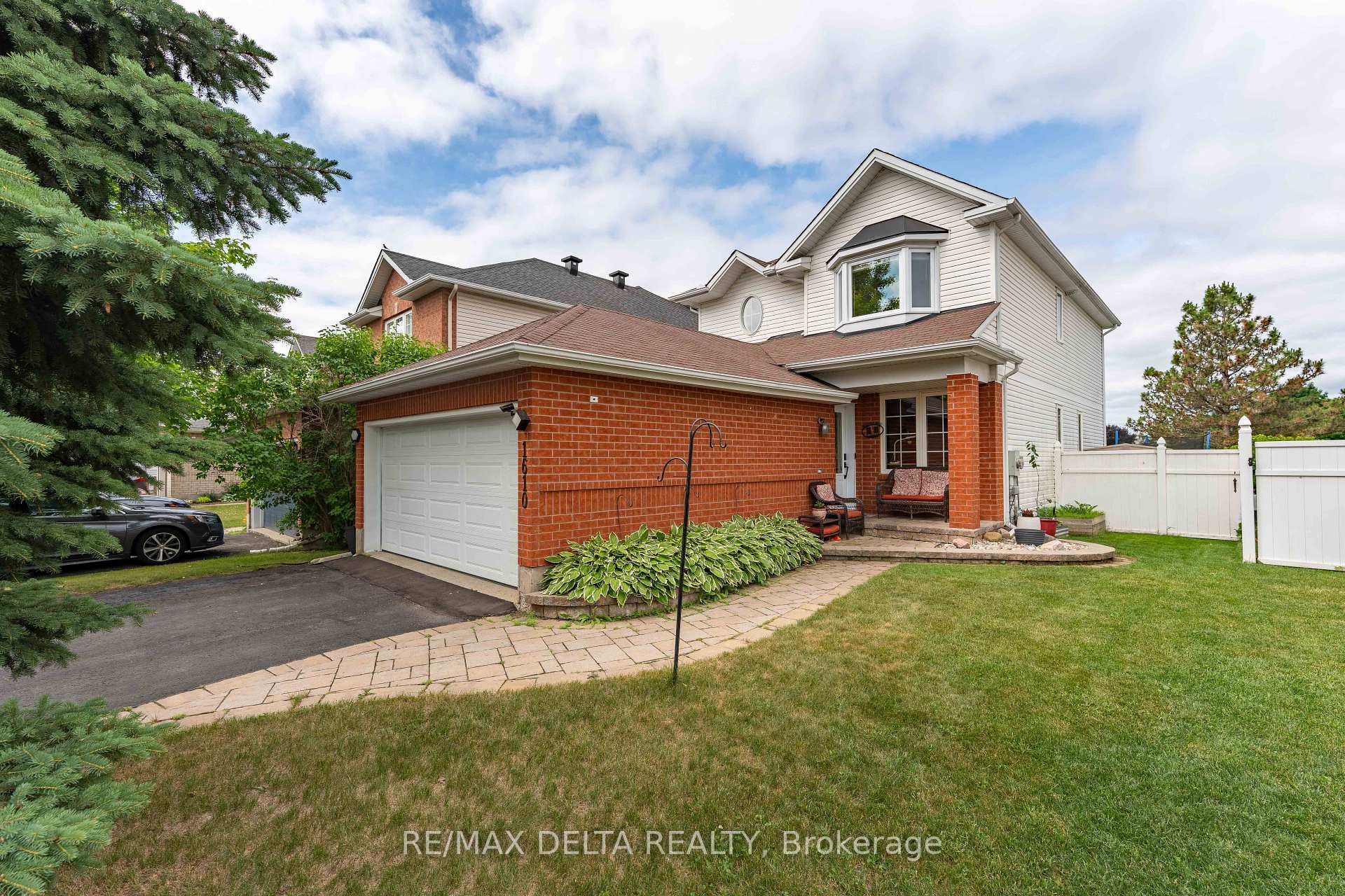 Property Photo:  1610 Duplante Avenue  ON K4A 4A2 