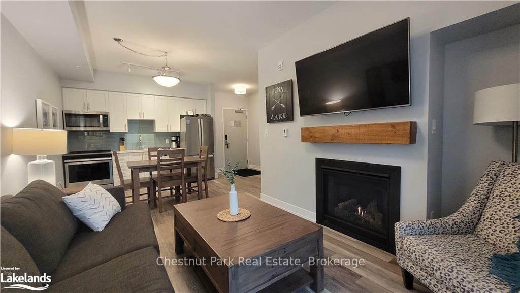 Photo de la propriété:  25 Pen Lake Point Road 330  ON P1H 1A9 