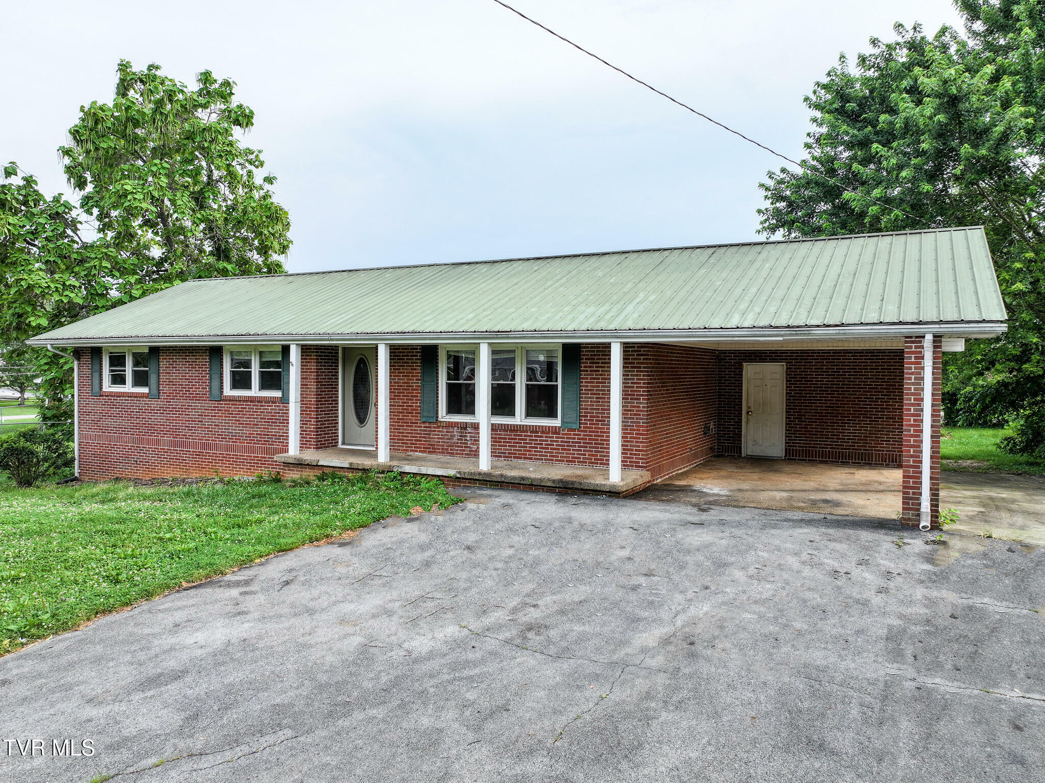 Property Photo:  203 Hogan Avenue  TN 37743 
