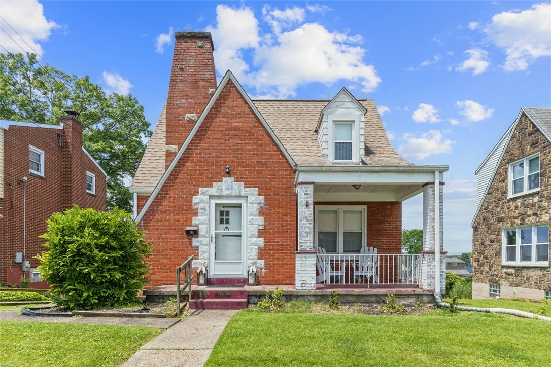 Property Photo: 718 5th St PA 15147