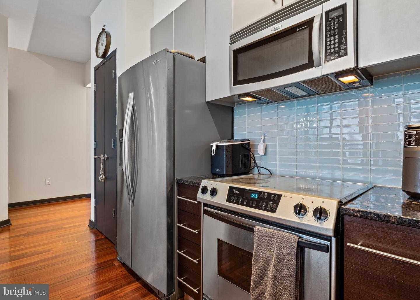 Property Photo: 2101 Market Street 307 PA 19103