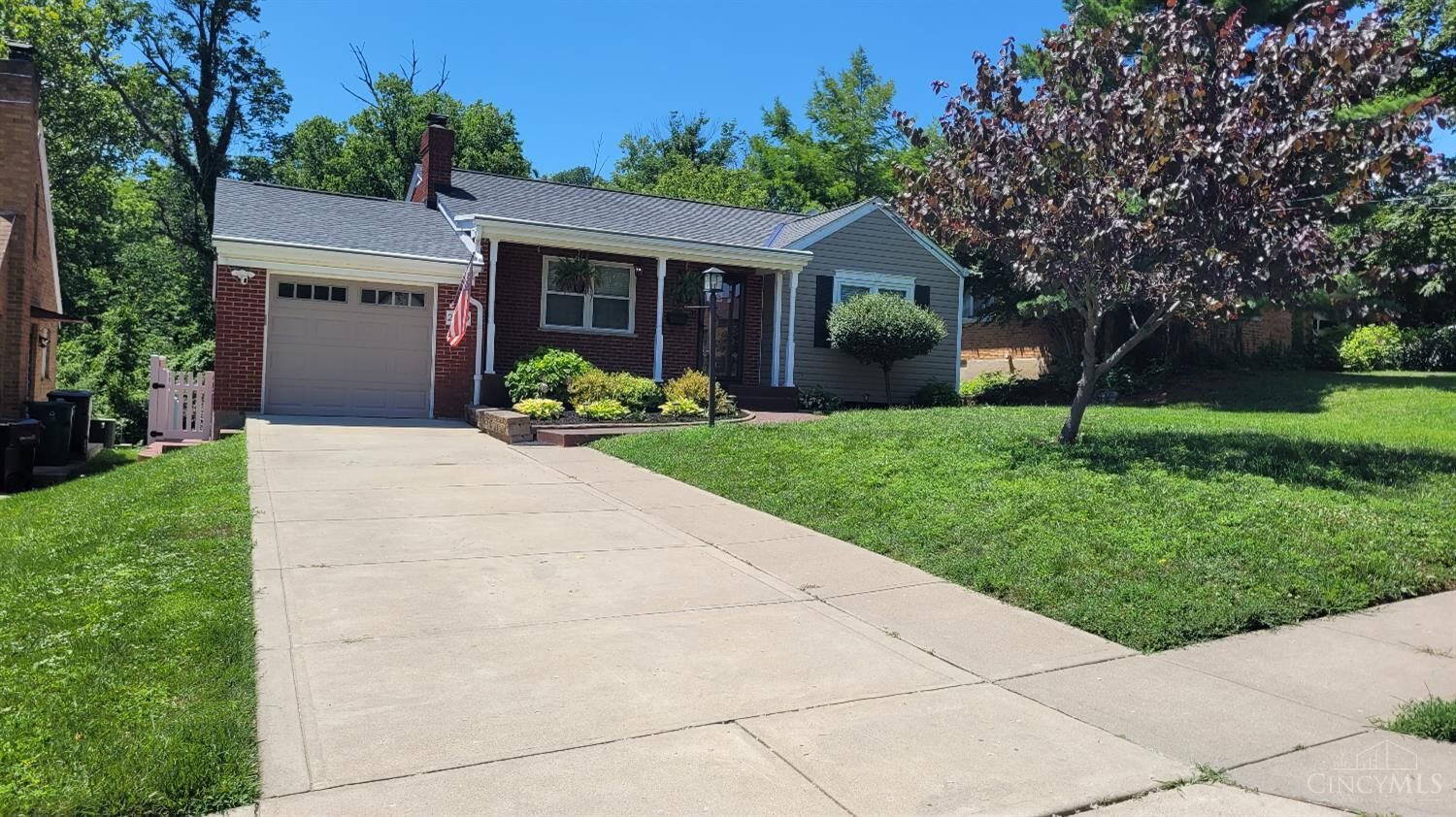 Property Photo:  2769 Westbrook Drive  OH 45211 