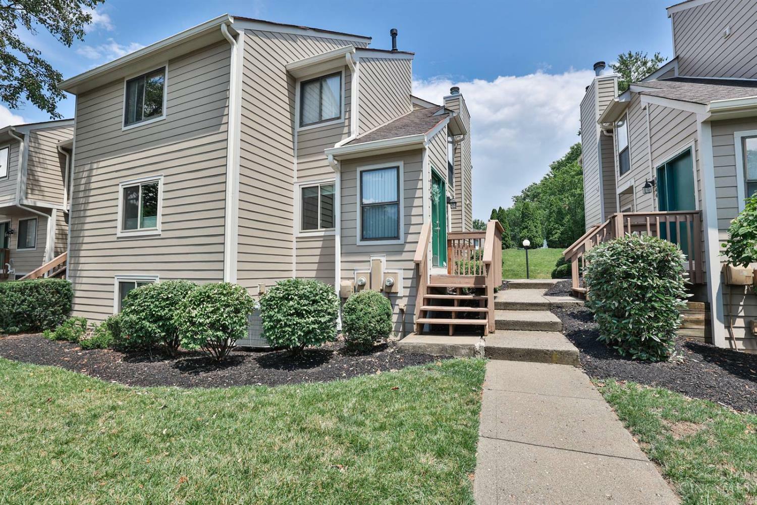 Property Photo: 9348 Hunters Creek Drive OH 45242