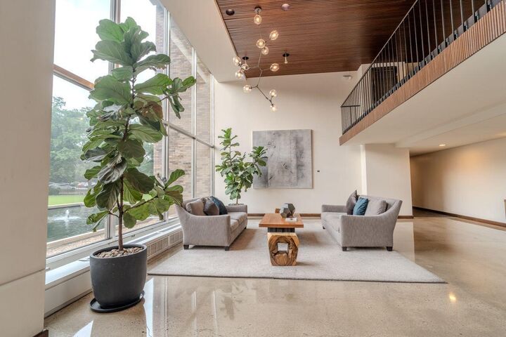 1000 Urlin Avenue  Columbus OH 43212 photo