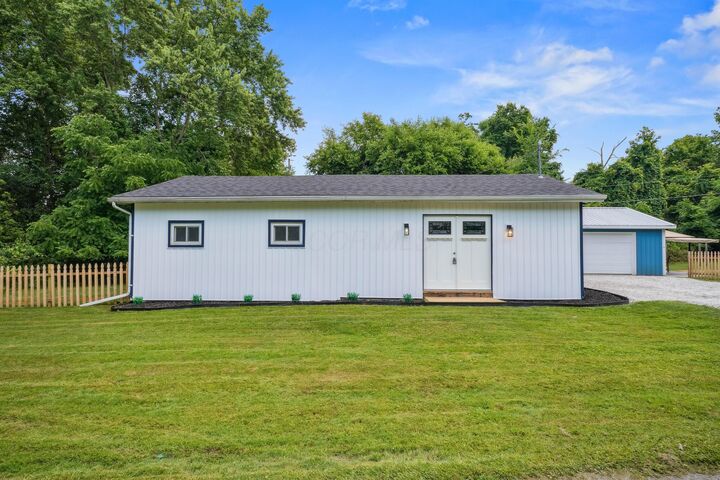 Property Photo: 13200 Elm NE Road OH 43076
