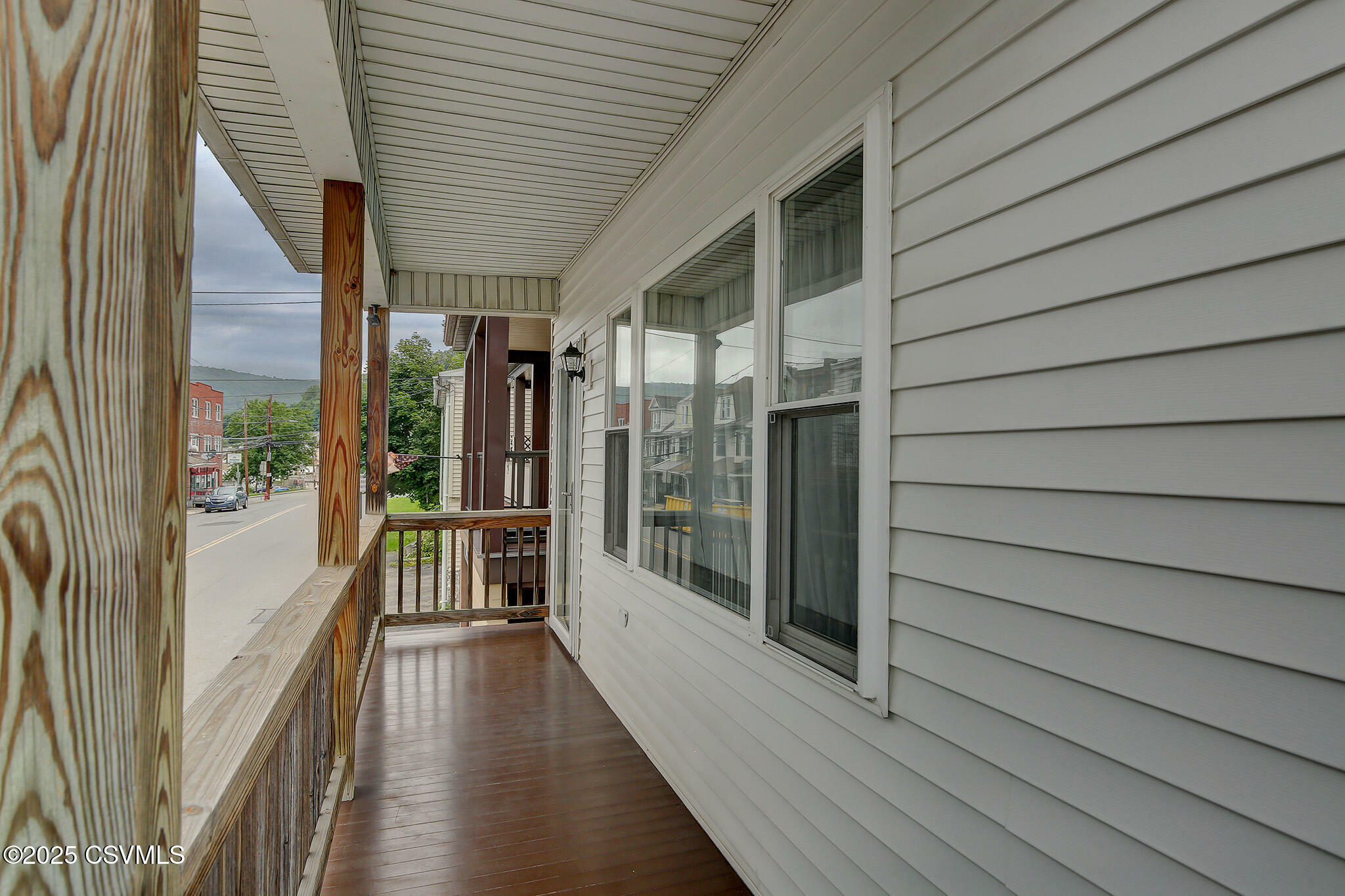 Property Photo:  529 Bear Valley Avenue  PA 17872 