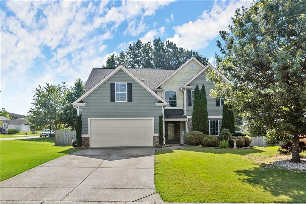 Property Photo: 1900 Sandalwood Court GA 30680