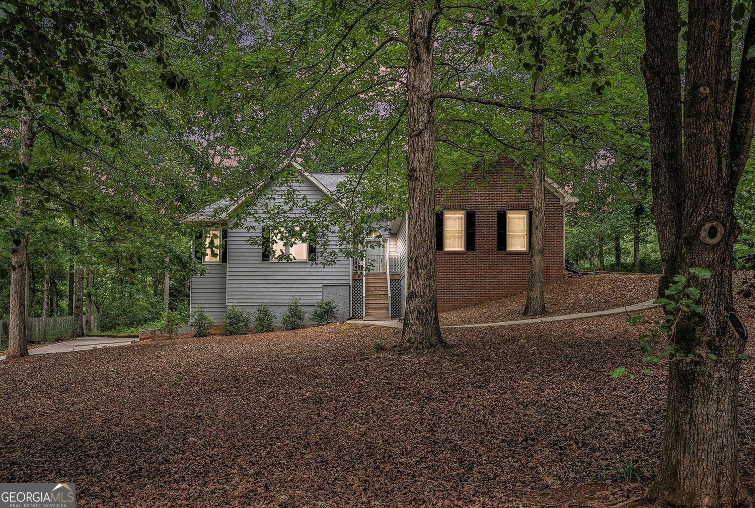 Property Photo: 161 Bradford Place GA 30281