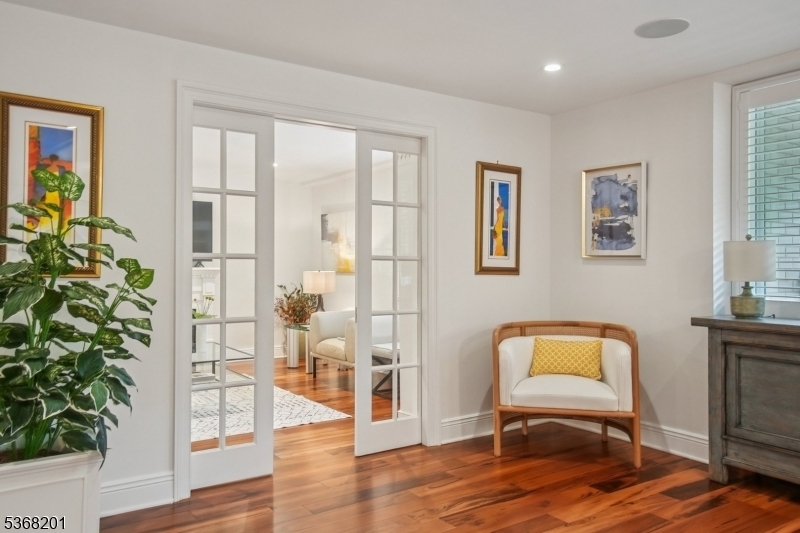 Property Photo: 1 Euclid Ave 3B NJ 07901
