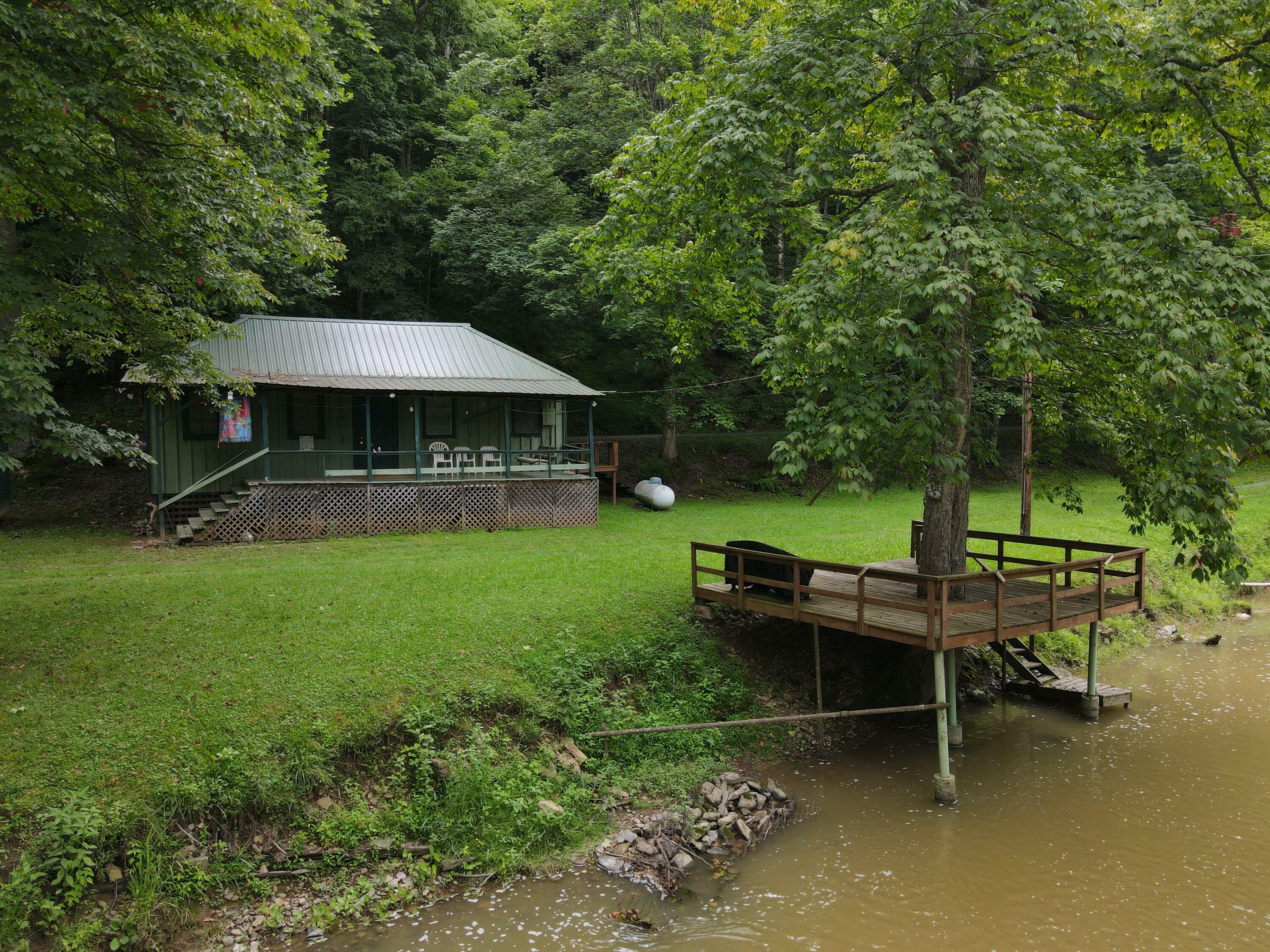 Property Photo:  1370 McClung Rd  WV 24876 